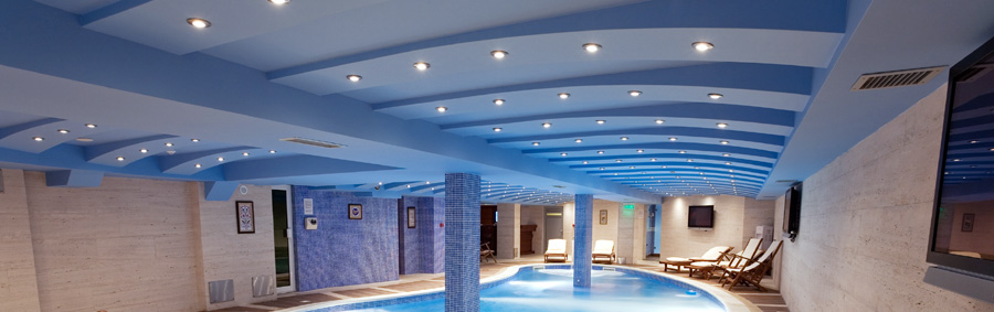 Bad mit Lichtimpressionen